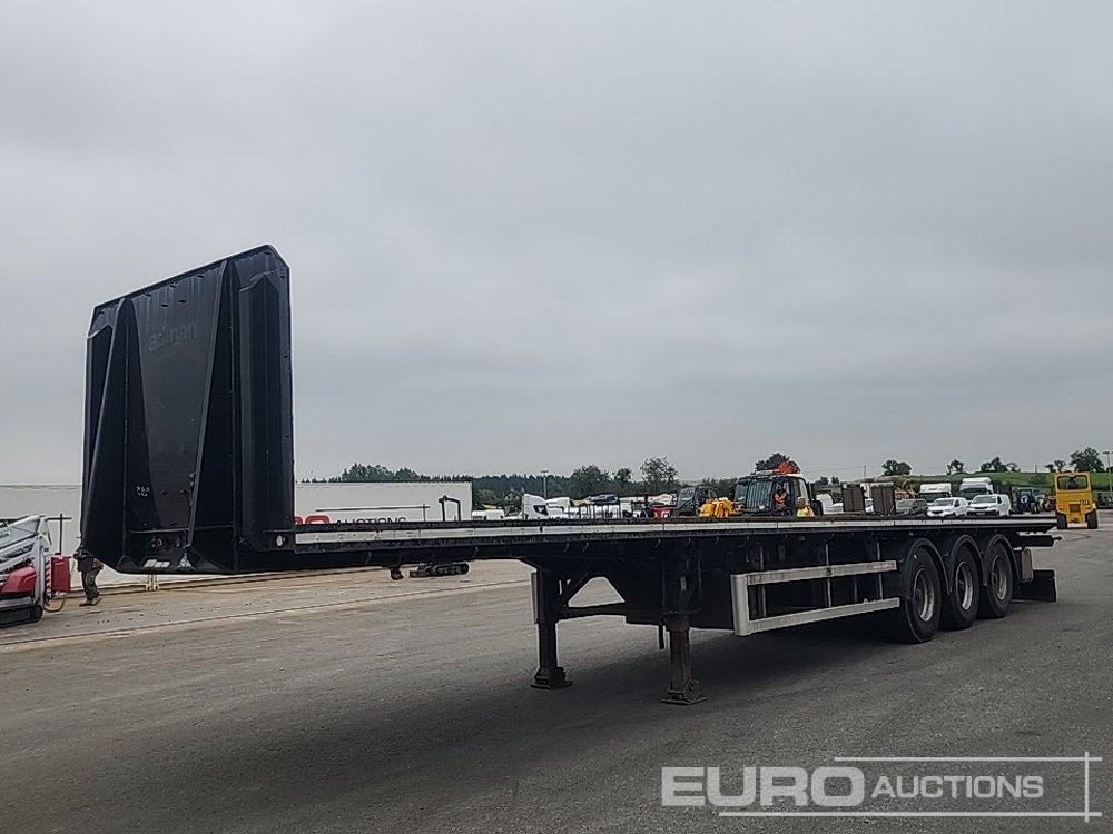 2010 Dennison 45' Tri Axle Flat Trailer, Goal Post Sockets - Dropside/ Flatbed semi-trailer: picture 1 2010 Dennison 45' Tri Axle Flat Trailer, Goal Post Sockets - Dropside/ Flatbed semi-trailer: picture 1