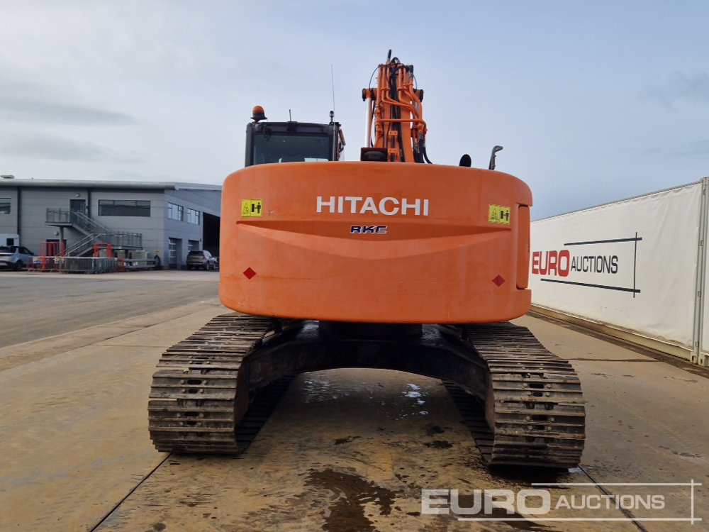 2010 Hitachi ZX225USLC-3 - Crawler excavator: picture 4 2010 Hitachi ZX225USLC-3 - Crawler excavator: picture 4