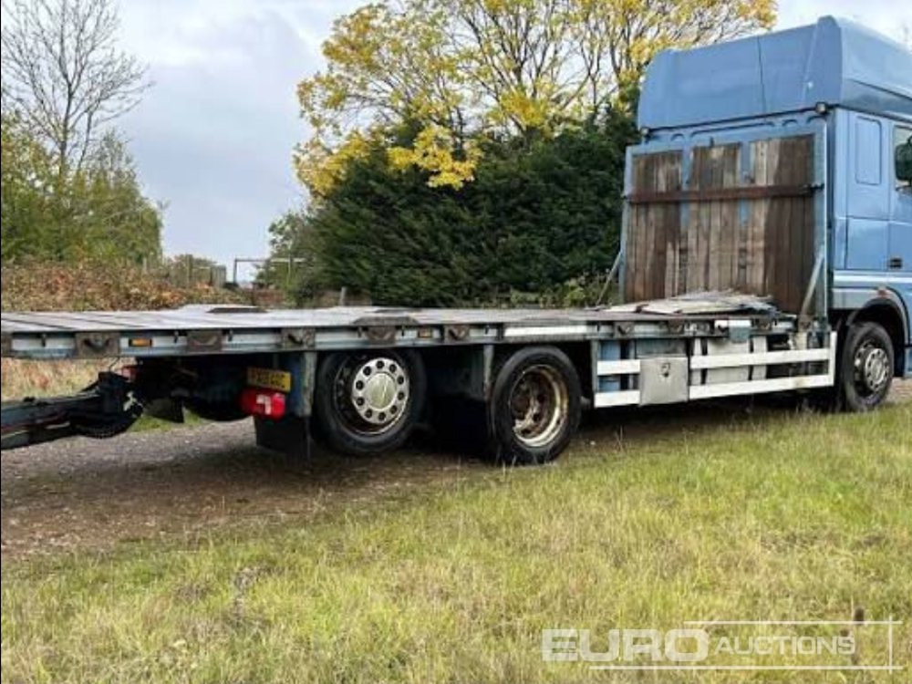 2013 DAF XF105.410 - Dropside/ Flatbed truck: picture 3 2013 DAF XF105.410 - Dropside/ Flatbed truck: picture 3