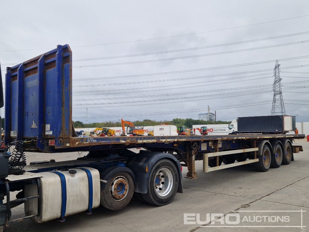 2013 SDC Trailer Tri Axle Flatbed Trailer, Twist Locks - Dropside/ Flatbed semi-trailer: picture 1 2013 SDC Trailer Tri Axle Flatbed Trailer, Twist Locks - Dropside/ Flatbed semi-trailer: picture 1