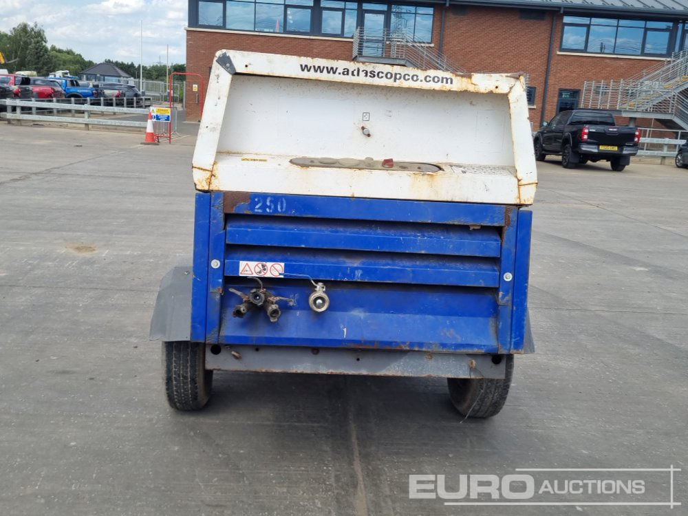 2014 Atlas Copco XAS137 - Air compressor: picture 4 2014 Atlas Copco XAS137 - Air compressor: picture 4