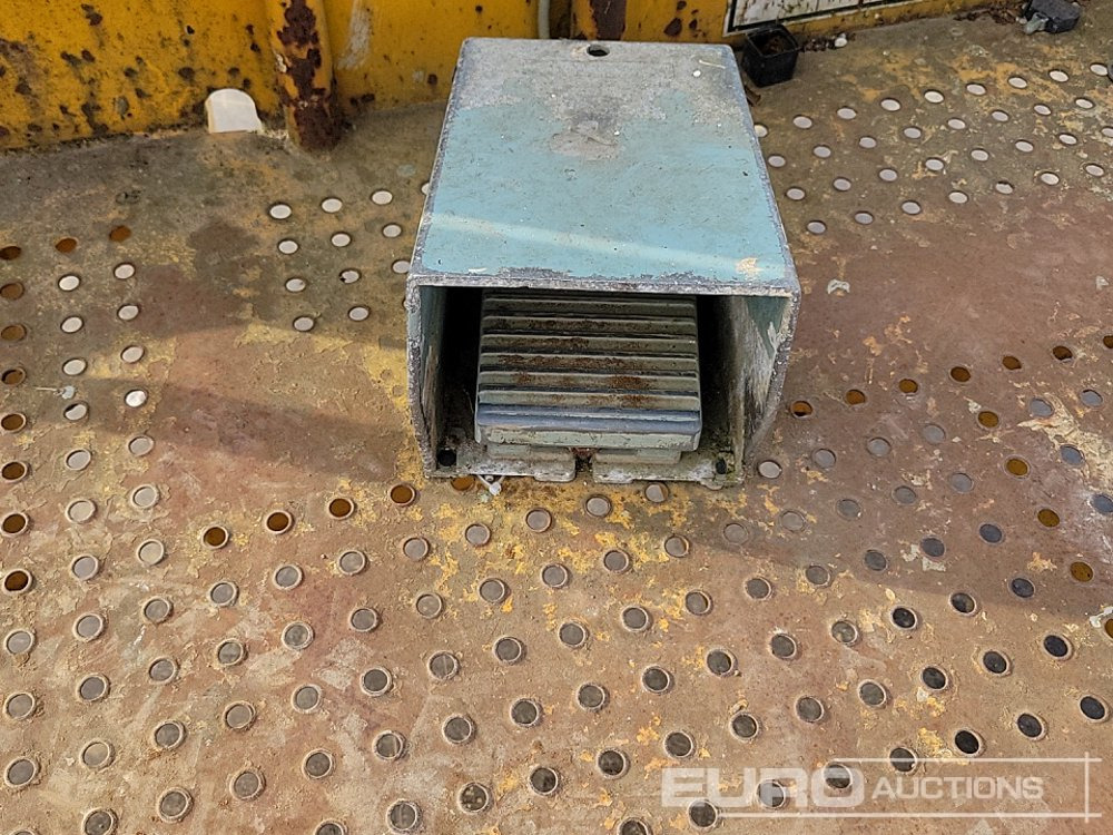 Aerial platform 2014 Haulotte HA20PX: picture 29