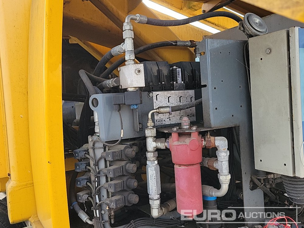Aerial platform 2014 Haulotte HA20PX: picture 16