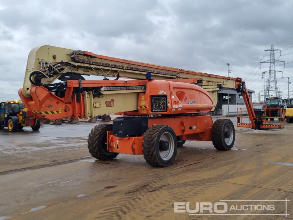 2014 JLG 1250AJP - Articulated boom: picture 5 2014 JLG 1250AJP - Articulated boom: picture 5