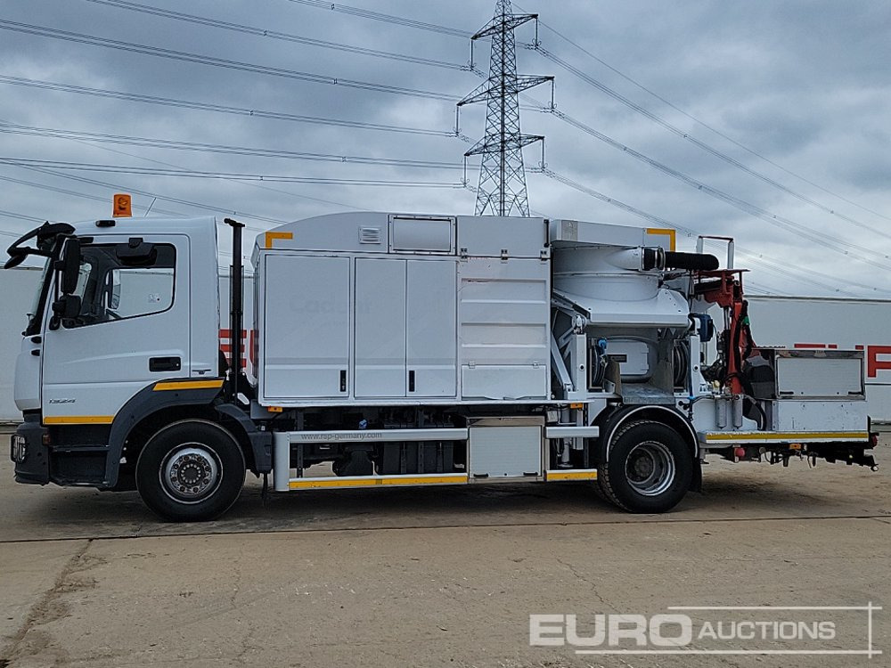 2014 Mercedes 1324 - Tank truck: picture 2 2014 Mercedes 1324 - Tank truck: picture 2