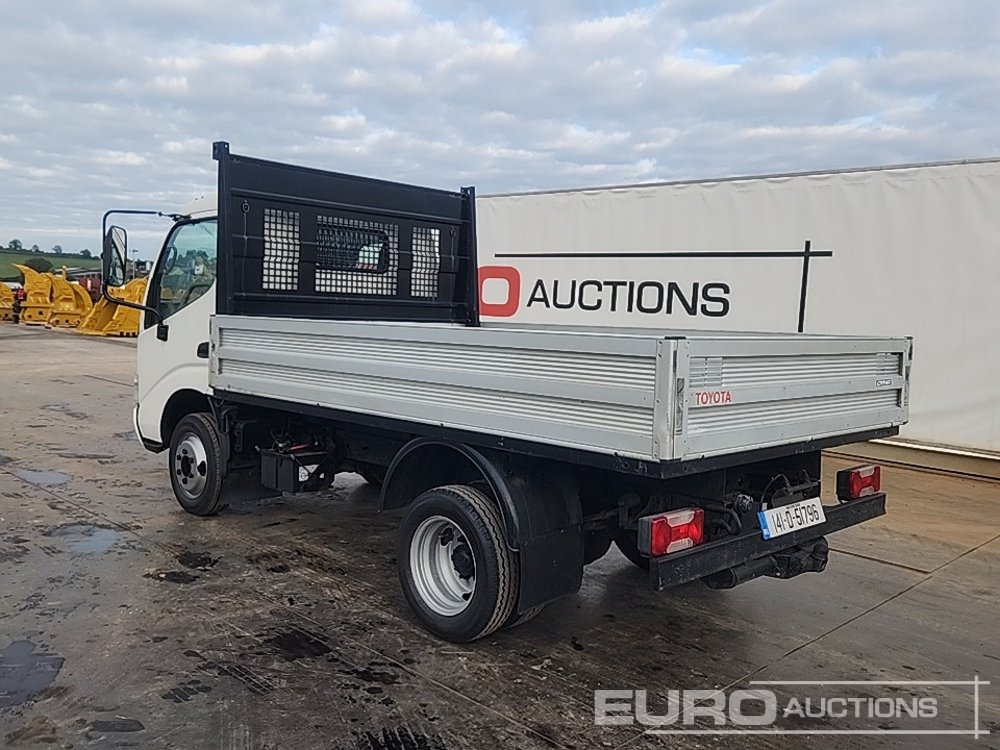 2014 Toyota Dyna - Dropside/ Flatbed truck: picture 3 2014 Toyota Dyna - Dropside/ Flatbed truck: picture 3
