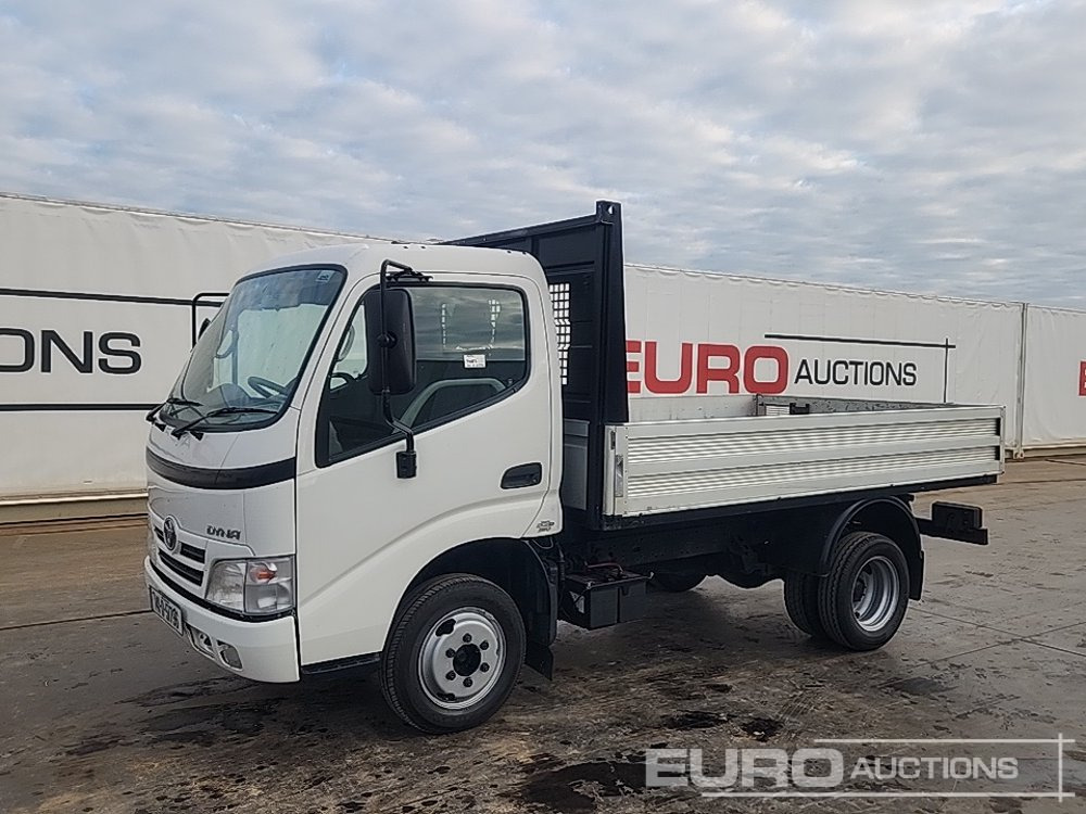 2014 Toyota Dyna - Dropside/ Flatbed truck: picture 1 2014 Toyota Dyna - Dropside/ Flatbed truck: picture 1