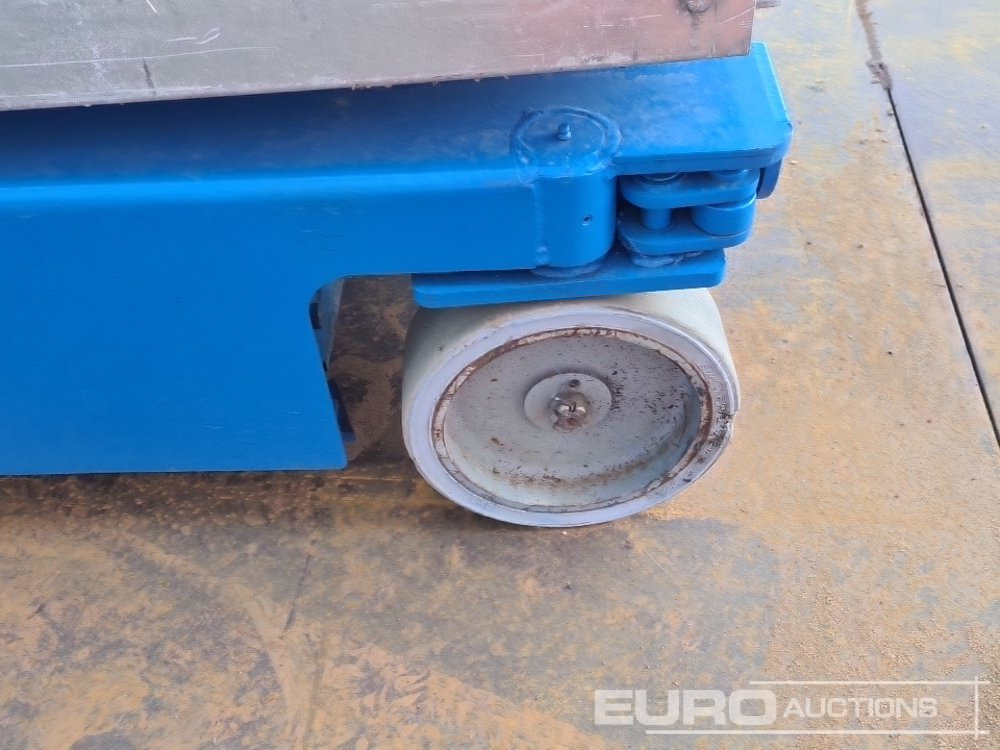 Aerial platform 2015 Genie GR-15: picture 12