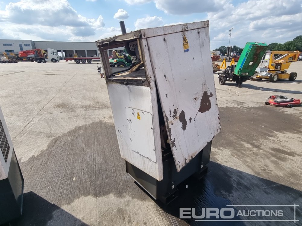 2015 Harrington 9kVA Generator, Kubota Engine - Generator set: picture 3 2015 Harrington 9kVA Generator, Kubota Engine - Generator set: picture 3