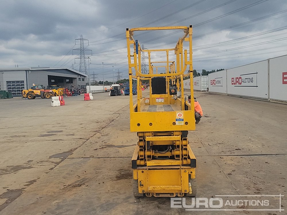 2015 Haulotte Compact 10N - Aerial platform: picture 4 2015 Haulotte Compact 10N - Aerial platform: picture 4
