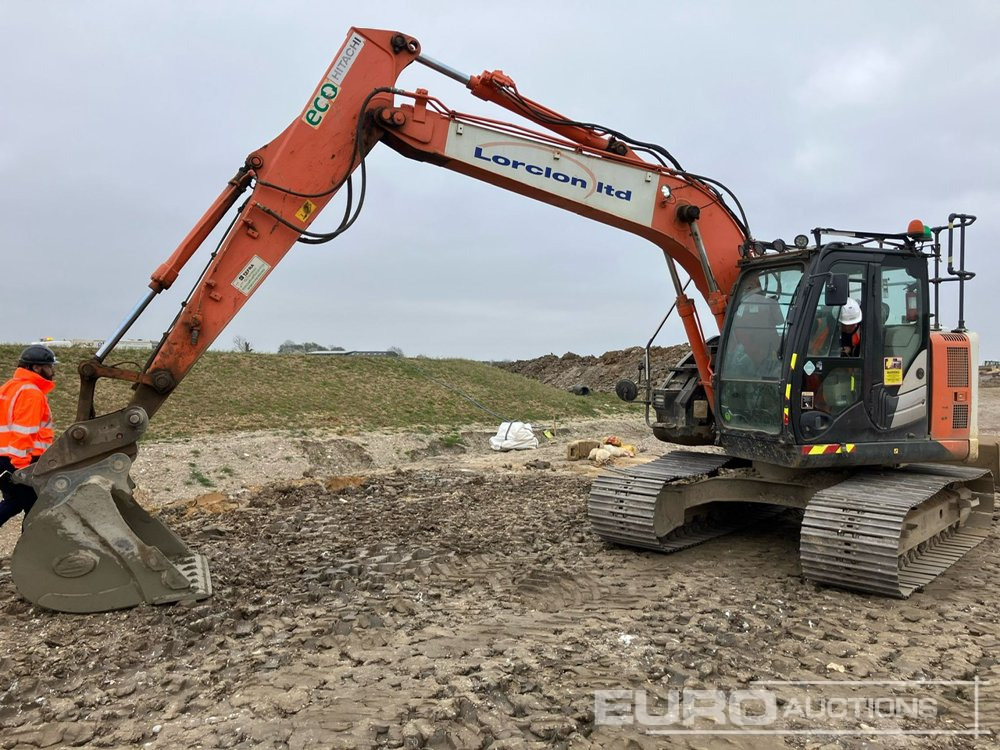 2015 Hitachi ZX135US-5B - Crawler excavator: picture 1 2015 Hitachi ZX135US-5B - Crawler excavator: picture 1