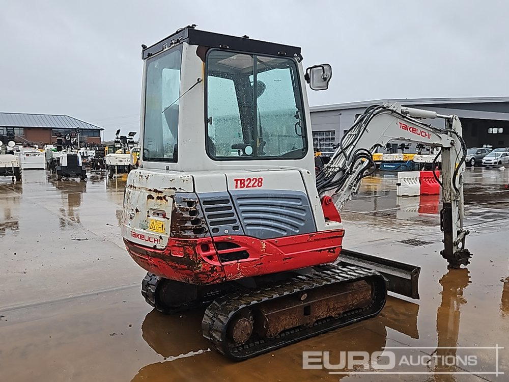 2015 Takeuchi TB228 - Mini excavator: picture 5 2015 Takeuchi TB228 - Mini excavator: picture 5