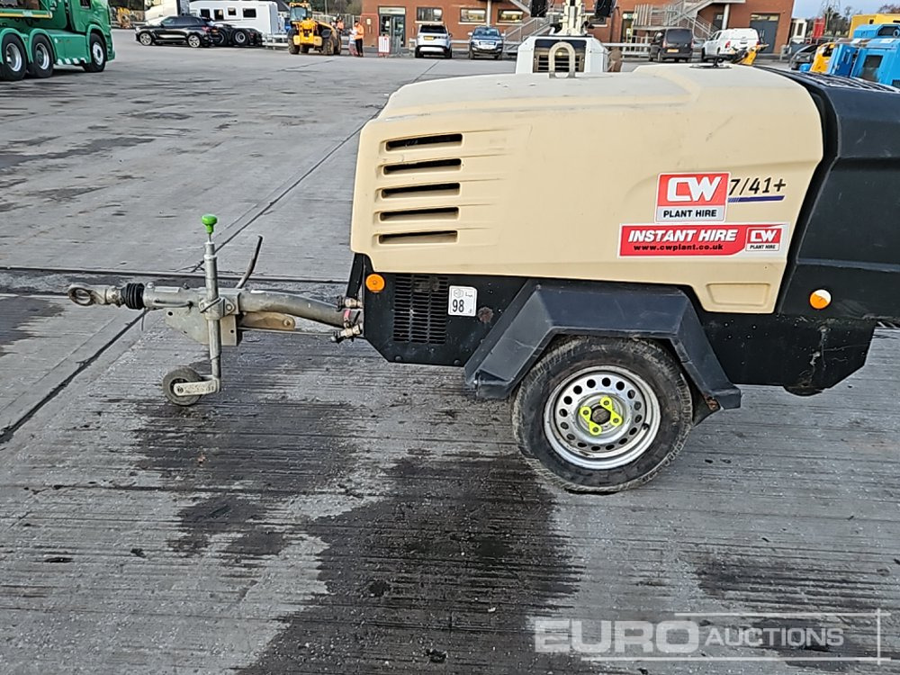 2017 Doosan 741 - Air compressor: picture 2 2017 Doosan 741 - Air compressor: picture 2