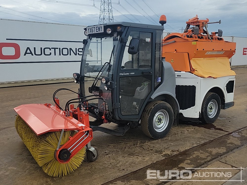 2017 Hako Citymaster 1600 4x2 Compact Gritter, Hydraulic Snow Plough & Sweeper Attachment, Reverse Camera, Automatic Gearbox (Reg. Docs. Available) - Road sweeper: picture 1 2017 Hako Citymaster 1600 4x2 Compact Gritter, Hydraulic Snow Plough & Sweeper Attachment, Reverse Camera, Automatic Gearbox (Reg. Docs. Available) - Road sweeper: picture 1