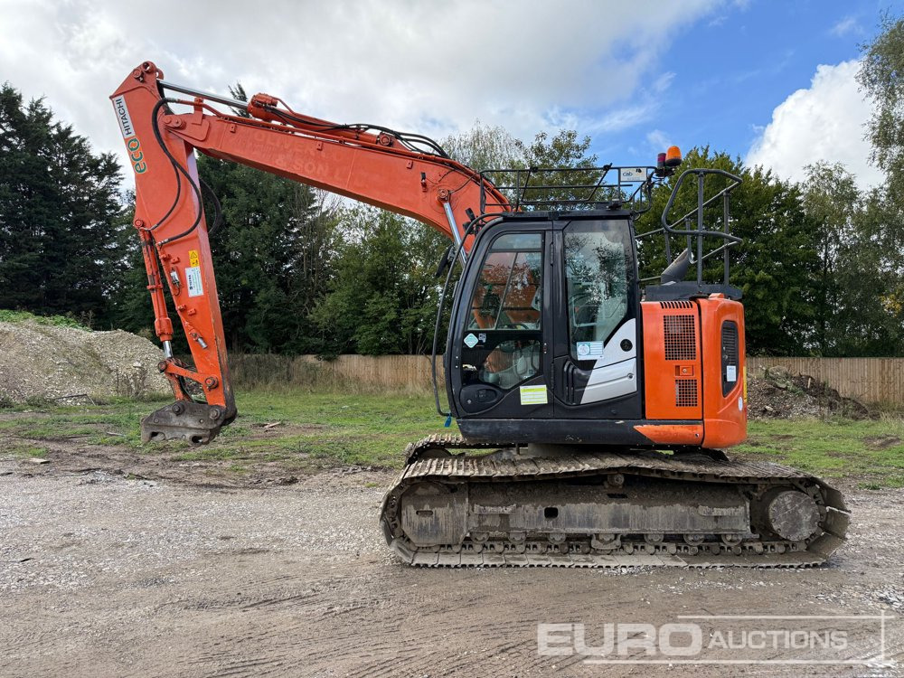 2017 Hitachi ZX135US-6 - Crawler excavator: picture 2 2017 Hitachi ZX135US-6 - Crawler excavator: picture 2