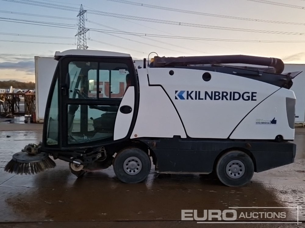 2017 Johnston 4x2 Road Sweeper, Reverse Camera, Automatic Gearbox - Road sweeper: picture 2 2017 Johnston 4x2 Road Sweeper, Reverse Camera, Automatic Gearbox - Road sweeper: picture 2