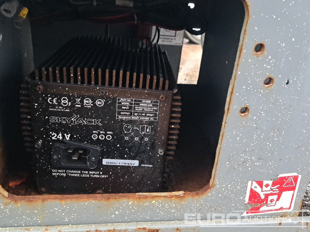 Aerial platform 2017 SkyJack SJ3226: picture 21