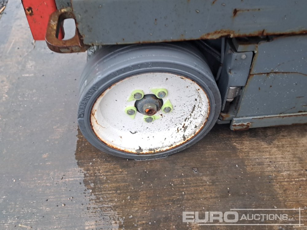 Aerial platform 2017 SkyJack SJ3226: picture 9