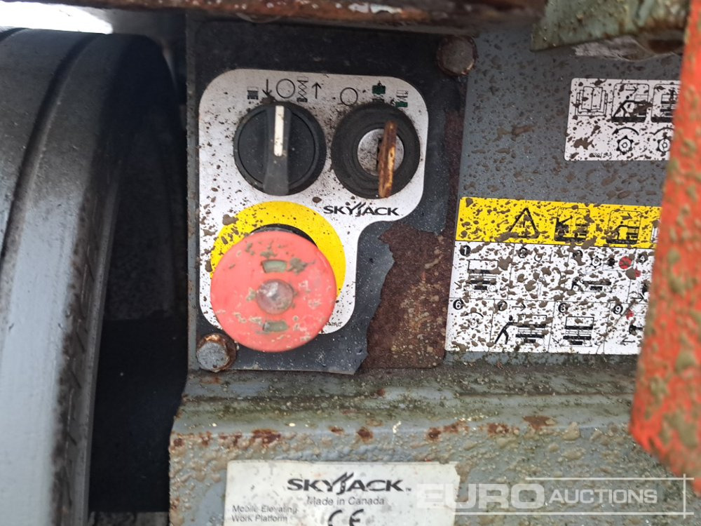 Aerial platform 2017 SkyJack SJ3226: picture 24