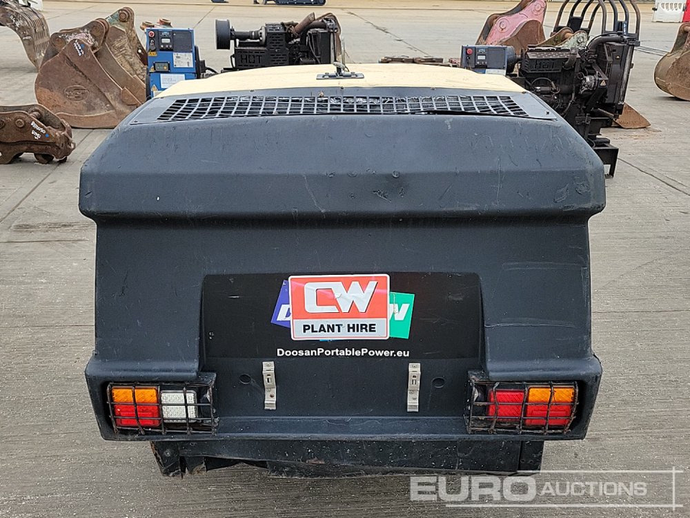 2018 Doosan 7/41 125CFM - Air compressor: picture 4 2018 Doosan 7/41 125CFM - Air compressor: picture 4