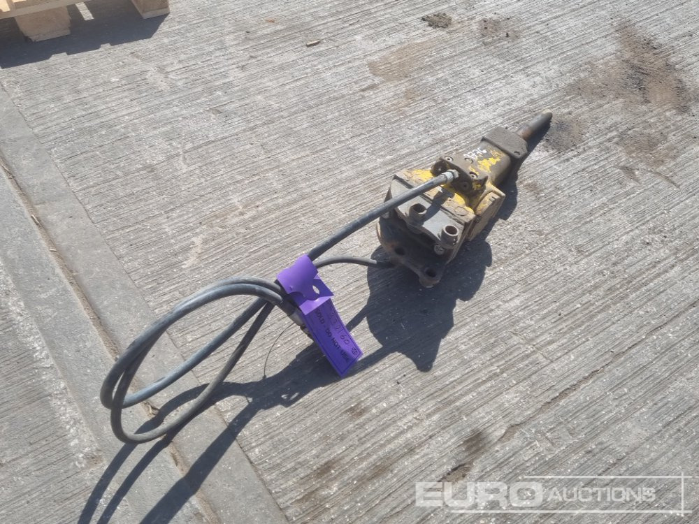 2018 Epiroc SB 52 - Hydraulic hammer: picture 5 2018 Epiroc SB 52 - Hydraulic hammer: picture 5