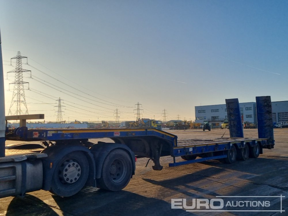 2018 McCauley Tri Axle Step Frame Low Loader Trailer, Out Riggers, Hydraulic Ramps - Low loader semi-trailer: picture 1 2018 McCauley Tri Axle Step Frame Low Loader Trailer, Out Riggers, Hydraulic Ramps - Low loader semi-trailer: picture 1