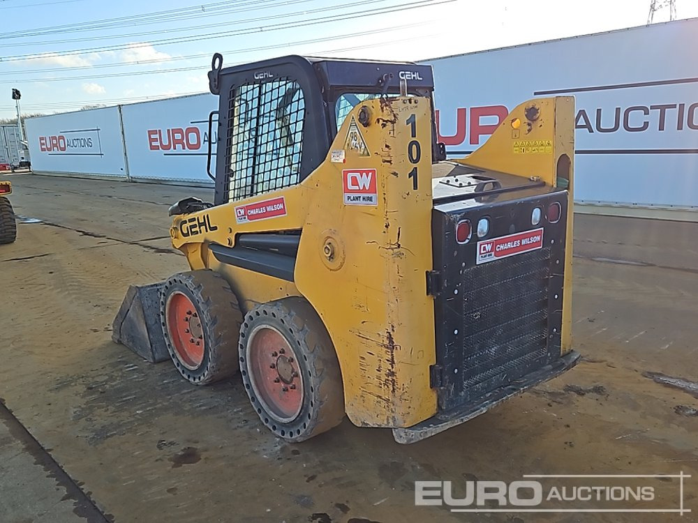 2019 Gehl R135 - Skid steer loader: picture 3 2019 Gehl R135 - Skid steer loader: picture 3