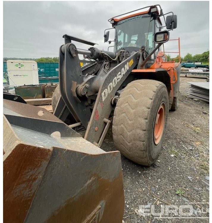 2020 Doosan DL300-5 - Wheel loader: picture 1 2020 Doosan DL300-5 - Wheel loader: picture 1
