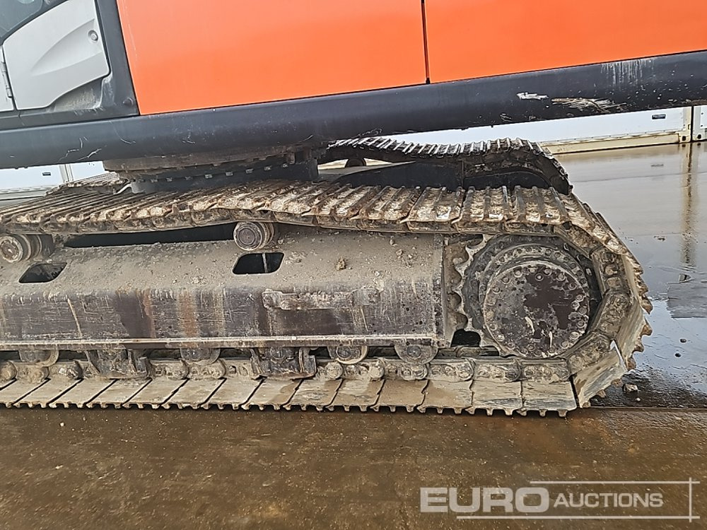 Crawler excavator 2020 Hitachi ZX350LC-6: picture 11