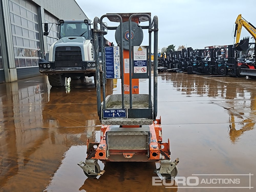 2020 Power Towers Ecolift - Vertical mast lift: picture 4 2020 Power Towers Ecolift - Vertical mast lift: picture 4