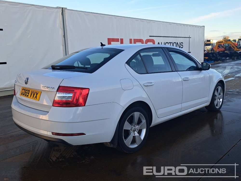 2020 Skoda Octavia - Car: picture 5 2020 Skoda Octavia - Car: picture 5