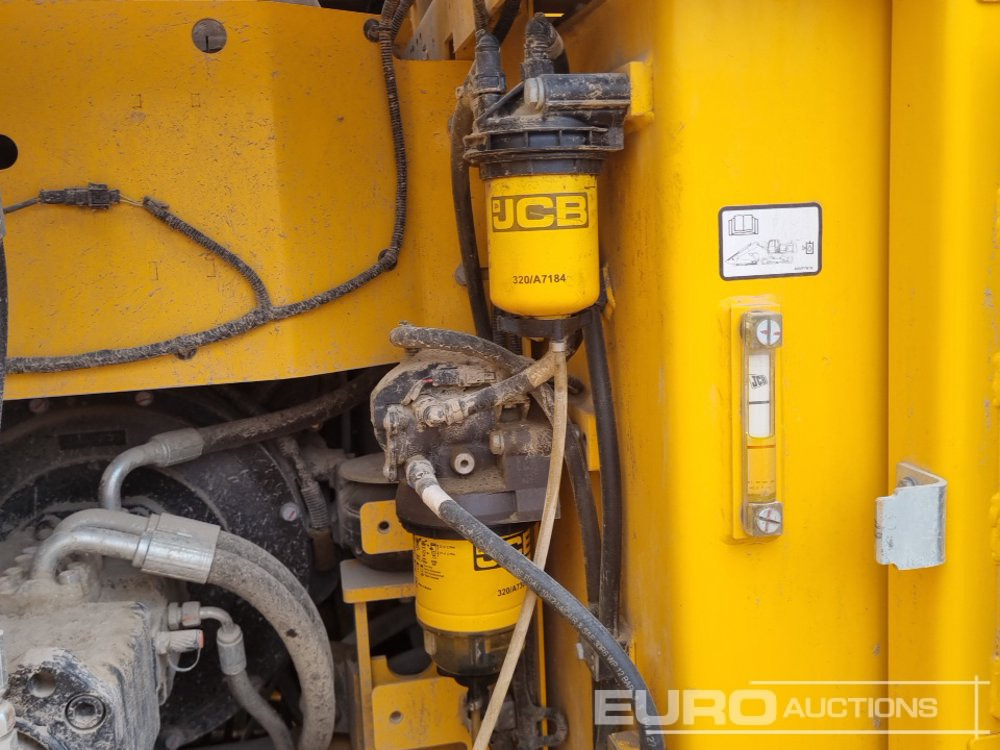 Crawler excavator 2022 JCB 131XL: picture 40