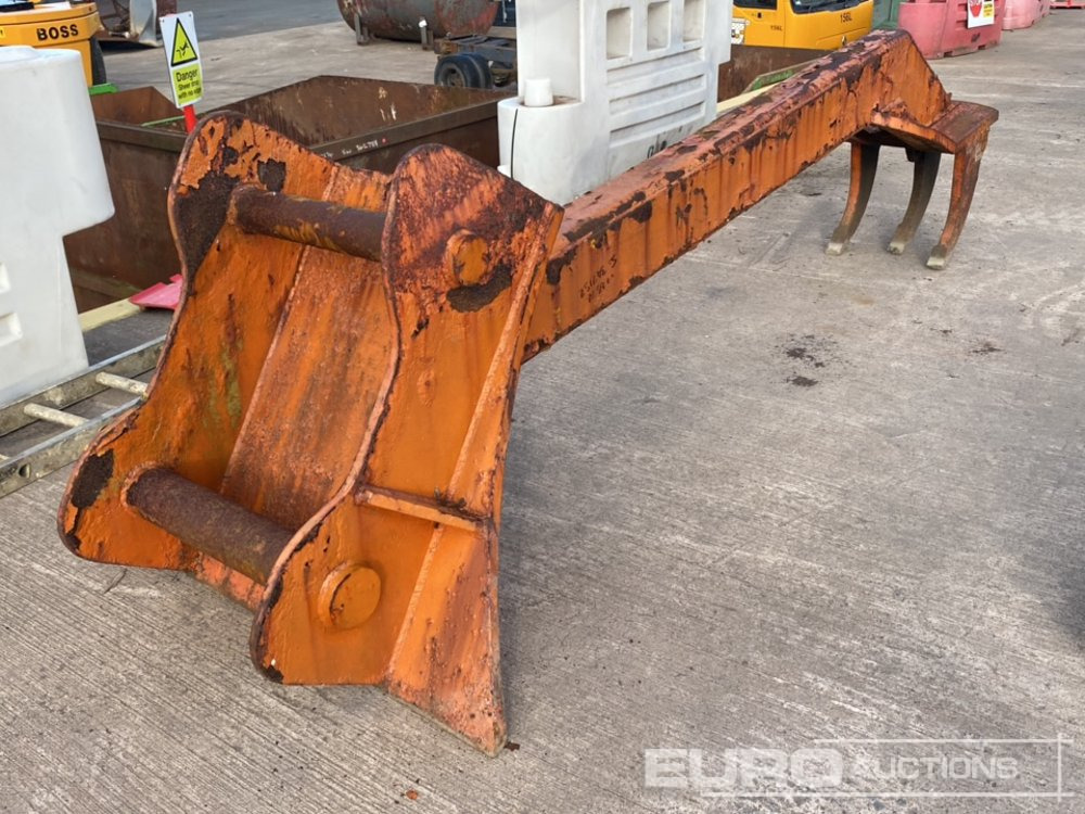 3 Tyne Ripper 90mm Pin to suit 30 Ton Excavator - Bucket: picture 1 3 Tyne Ripper 90mm Pin to suit 30 Ton Excavator - Bucket: picture 1