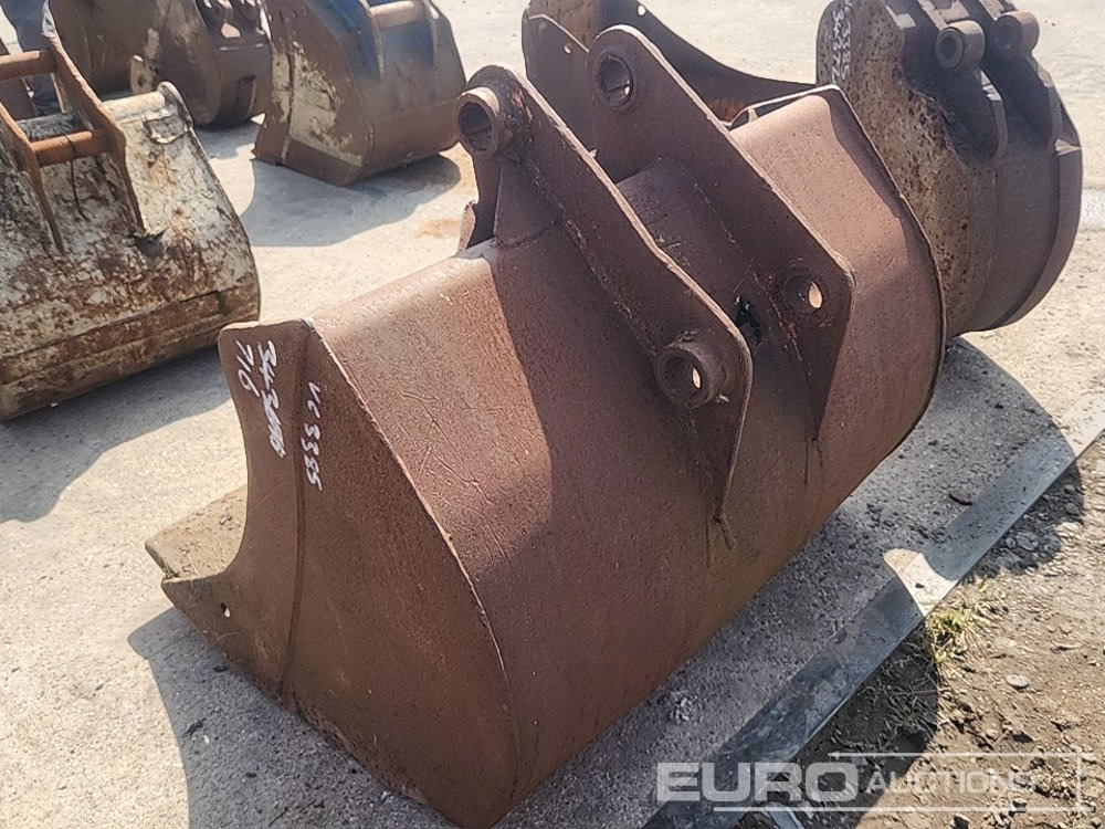36" Digging Bucket to suit JCB 3CX - Bucket: picture 3 36" Digging Bucket to suit JCB 3CX - Bucket: picture 3