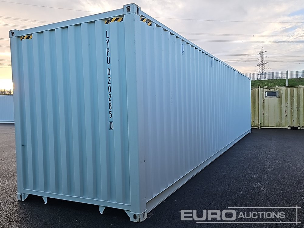 40' x 8' Container (Cannot Be Reconsigned) - Shipping container: picture 2 40' x 8' Container (Cannot Be Reconsigned) - Shipping container: picture 2