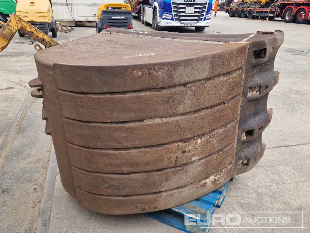42" Digging Bucket to suit Dedicated QH - Bucket: picture 5 42" Digging Bucket to suit Dedicated QH - Bucket: picture 5
