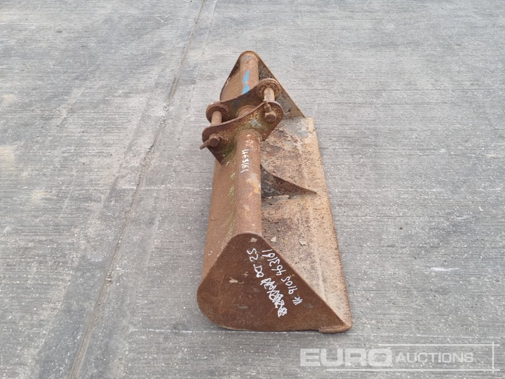 Bucket 48" Ditching Bucket 35mm Pin to suit Mini Excavator: picture 6