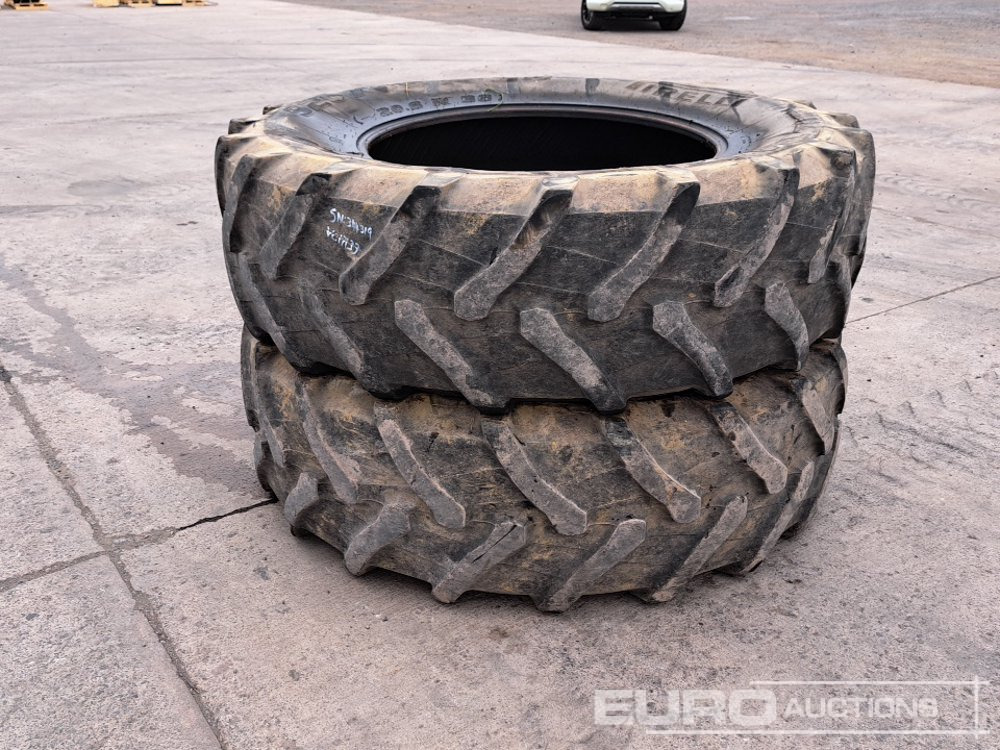520/85 R38 Tractor Tyres (2 of) - Tire: picture 1 520/85 R38 Tractor Tyres (2 of) - Tire: picture 1