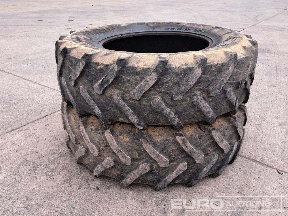 520/85 R38 Tractor Tyres (2 of) - Tire: picture 2 520/85 R38 Tractor Tyres (2 of) - Tire: picture 2
