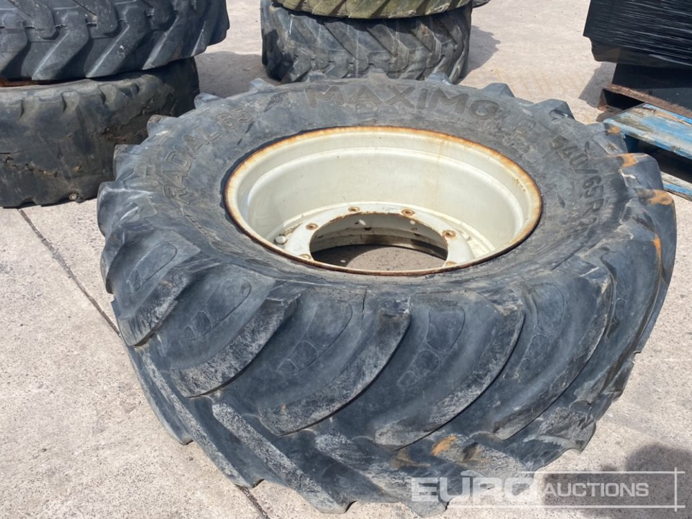540/65R28 Tyre & Rim - Tire: picture 2 540/65R28 Tyre & Rim - Tire: picture 2