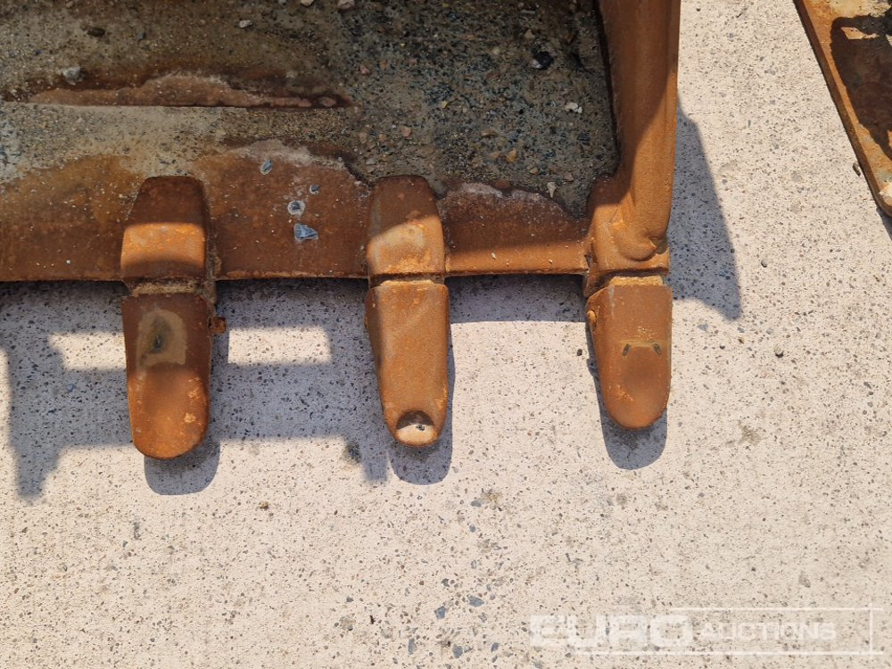 Bucket 60" Digging Bucket 80mm Pin to suit 20 Ton Excavator: picture 15