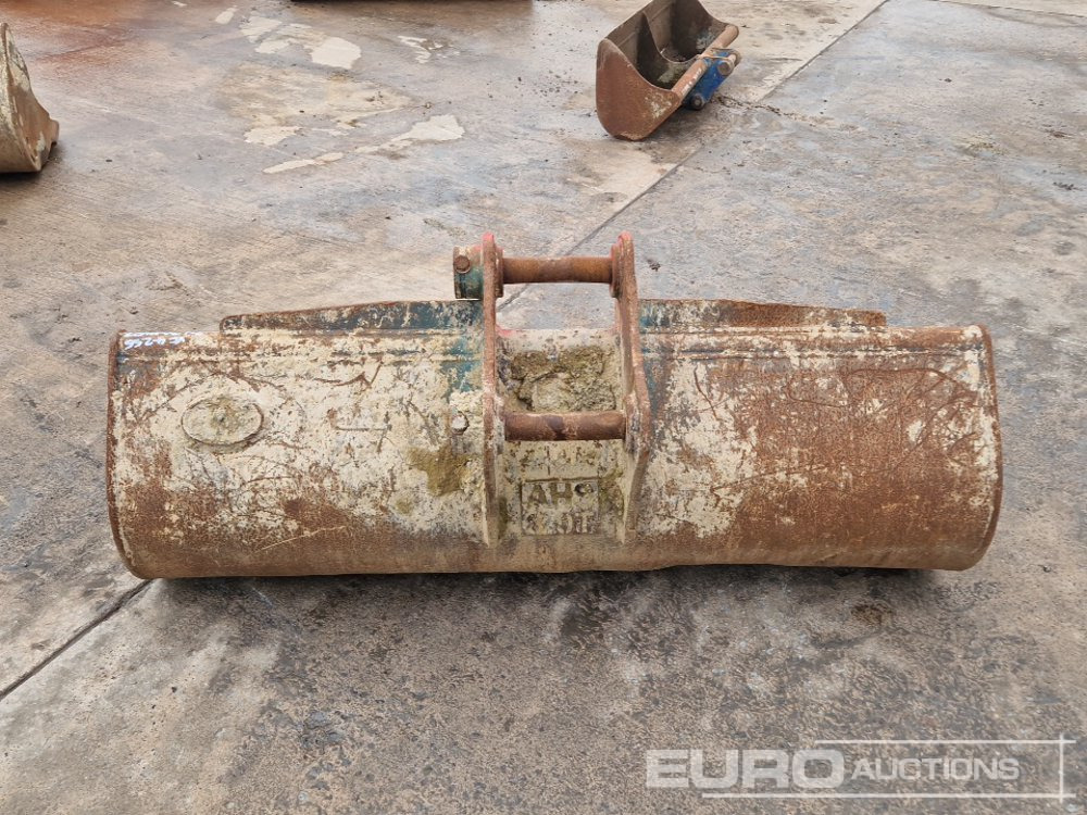 60" Strickland Ditching Bucket 45mm Pin to suit 4-6 Ton Excavator - Bucket: picture 4 60" Strickland Ditching Bucket 45mm Pin to suit 4-6 Ton Excavator - Bucket: picture 4