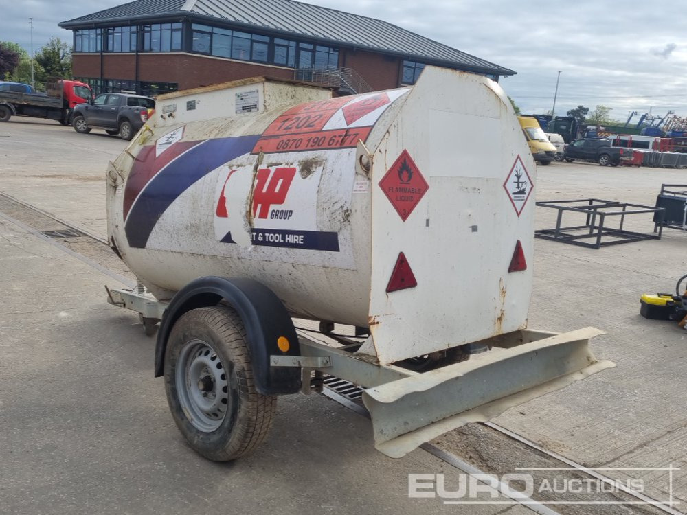 Bark Engineering 1000 Litre Single Axle Bunded Fuel Bowser, Flow Meter - Storage tank: picture 3 Bark Engineering 1000 Litre Single Axle Bunded Fuel Bowser, Flow Meter - Storage tank: picture 3