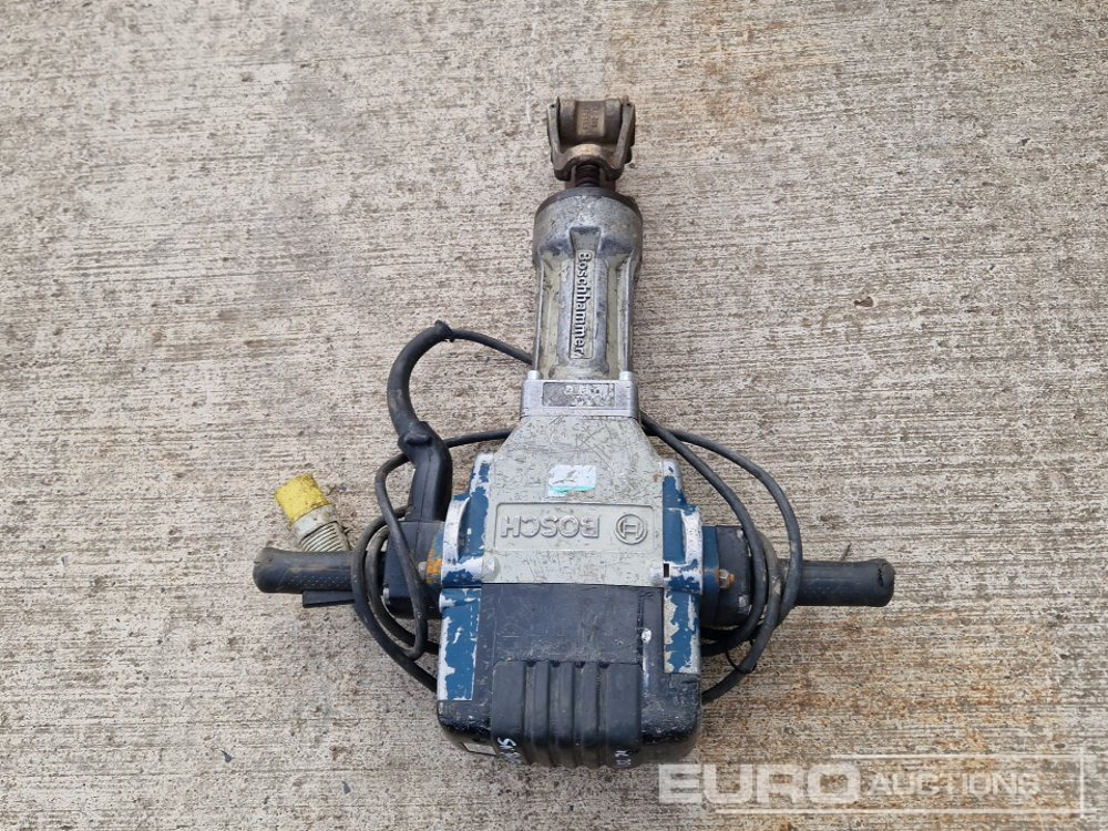 Bosch 110 Volt Breaker - Construction equipment: picture 4 Bosch 110 Volt Breaker - Construction equipment: picture 4