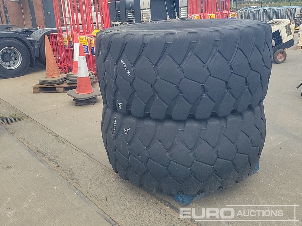 Bridgestone 26.6R25 Tyre (2 of) - Tire: picture 2 Bridgestone 26.6R25 Tyre (2 of) - Tire: picture 2