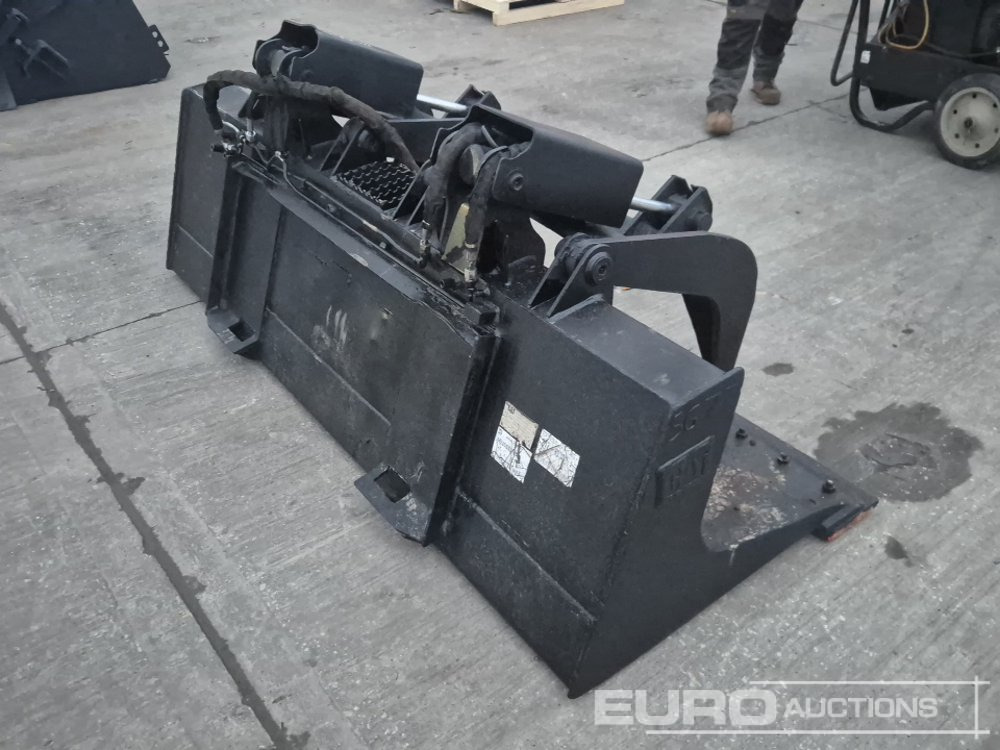 CAT 80" Hydraulic Grapple Bucket to suit Skidsteer Loader - Bucket: picture 5 CAT 80" Hydraulic Grapple Bucket to suit Skidsteer Loader - Bucket: picture 5