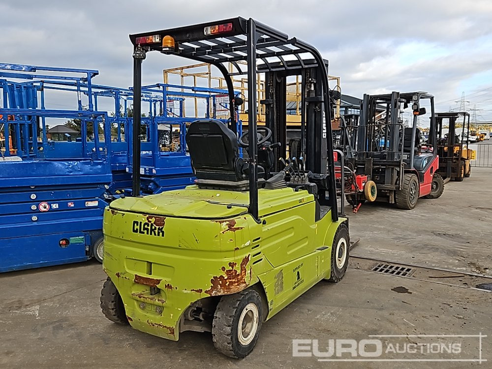 Clark GEX30 - Forklift: picture 5 Clark GEX30 - Forklift: picture 5