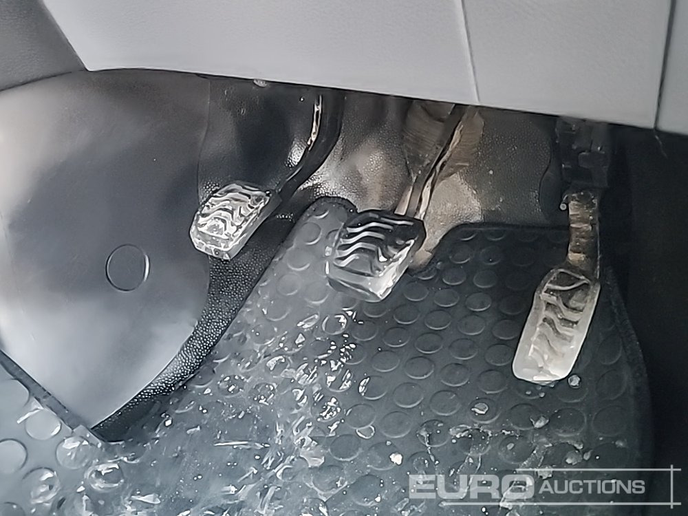 Commercial vehicle 2016 Ford Transit: picture 15