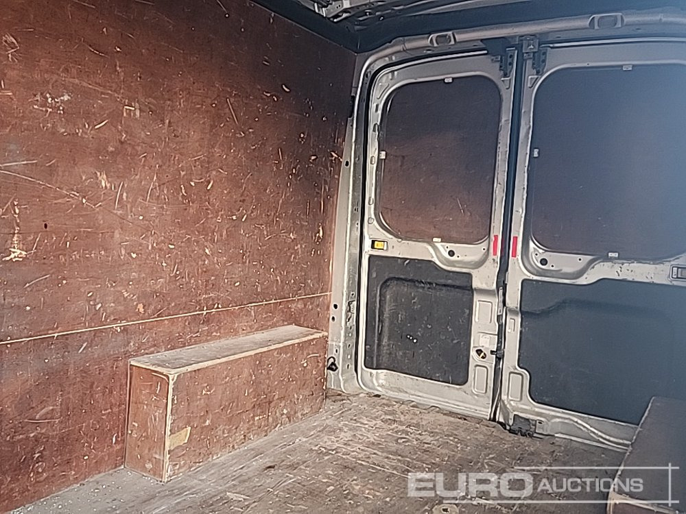 Commercial vehicle 2016 Ford Transit: picture 25