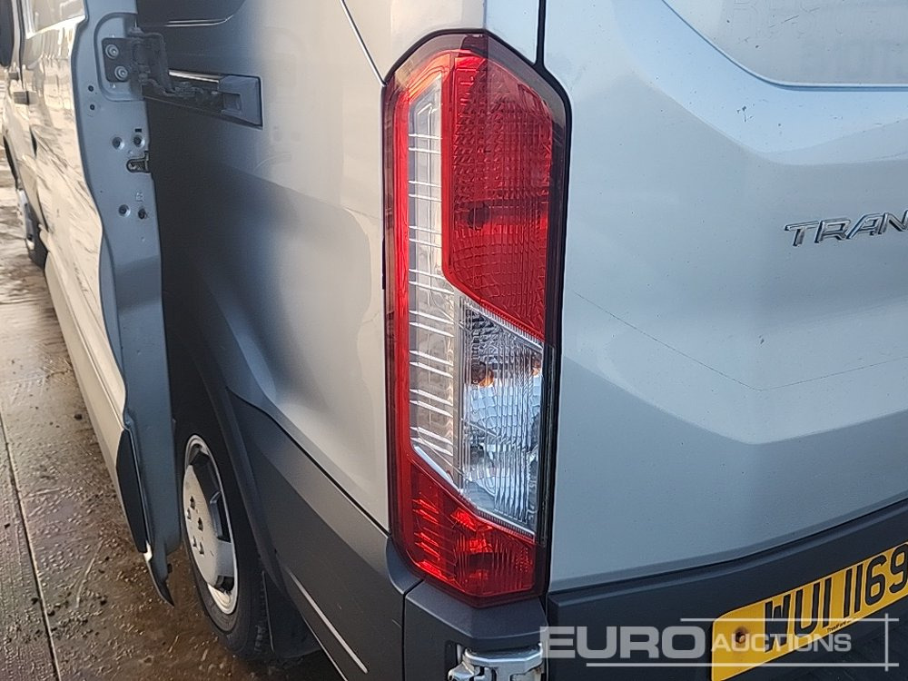 Commercial vehicle 2016 Ford Transit: picture 26